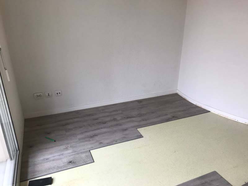 Travaux de peinture et pose de parquet à Villejoubert7.jpg